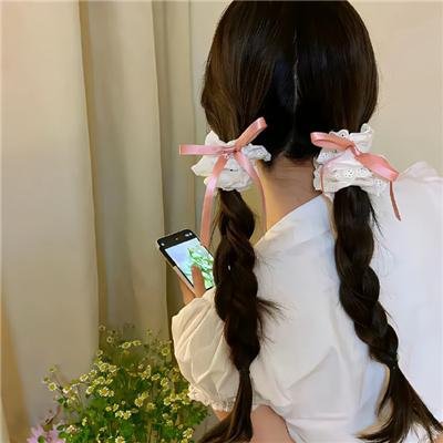 替我找到那个姑娘吧